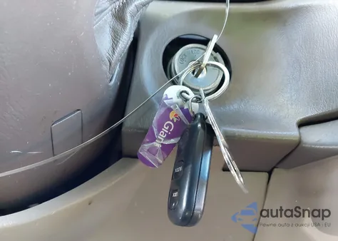 2001 Toyota Sienna Le из США, поврежденный, VIN 4T3ZF13C51U324527